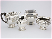 4 delig zilveren servies uit 1829/32