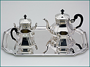 4 delig zilveren servies op dienblad uit 1926/27