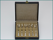 6 zilveren vorkjes in etui 1905-1906