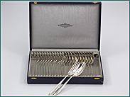 12 zilveren puntfilet dinercouverts uit 1950 in etui