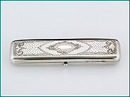 Zilveren brillenkoker met gravering uit 1873