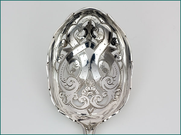 Zilveren natfruitschep met gravering uit 1884-8799