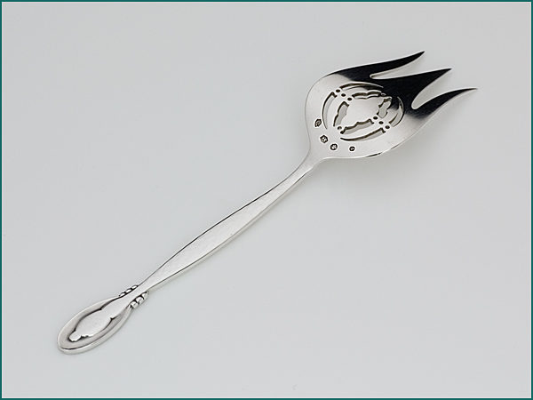 Zilveren Art Deco gehamerde opengewerkte cake/broodvork uit 1932-9208