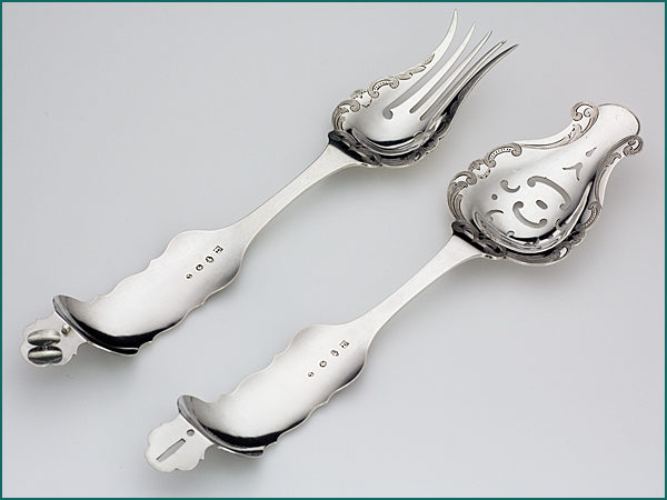 Zilveren sladientang met gravering uit 1875-7056