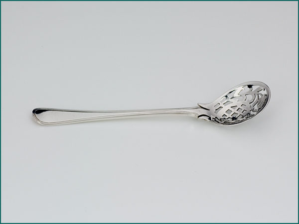 Zilveren dubbelrond natfruitlepeltje uit 1915-8245