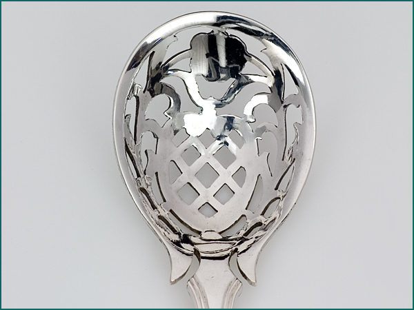 Zilveren dubbelrond natfruitlepeltje uit 1915-8246