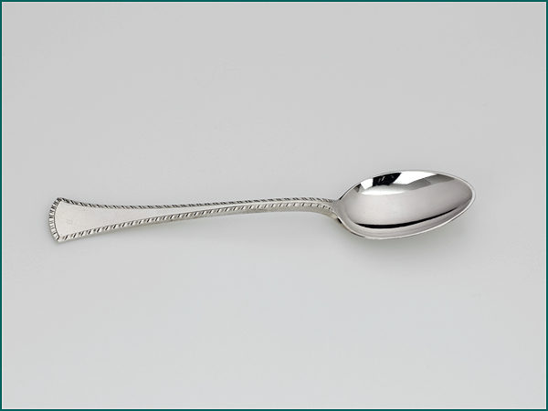 12 zilveren mokkalepels in etui 1906-1924-9010