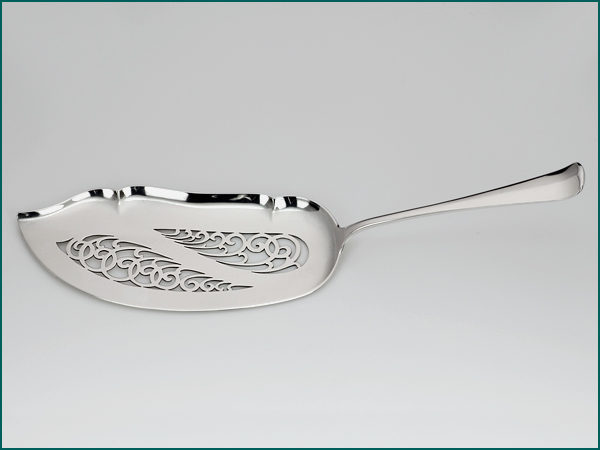 Zilveren Haags lofje visdienschep uit 1930-8980