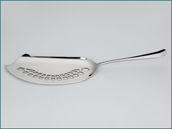 Zilveren visdienschep model Hollands glad (met nokje) uit 1925-7956