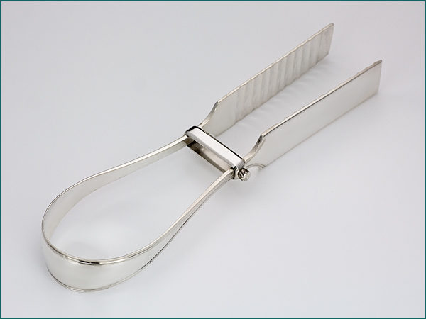 Zilveren aspergetang uit 1889-0