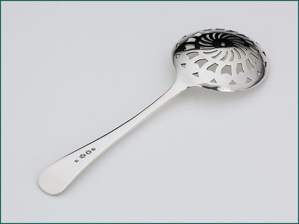 Zilveren natfruitlepel uit 1924-6201