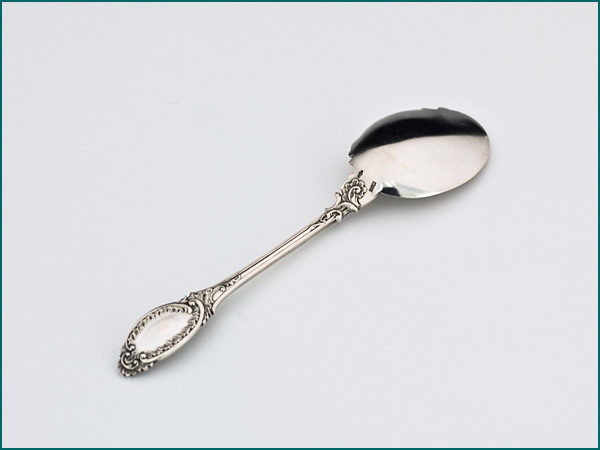Zilveren bonbonlepel 1858-1905-4221