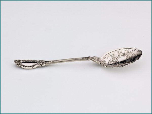 Zilveren bonbonlepel 1858-1905-4222