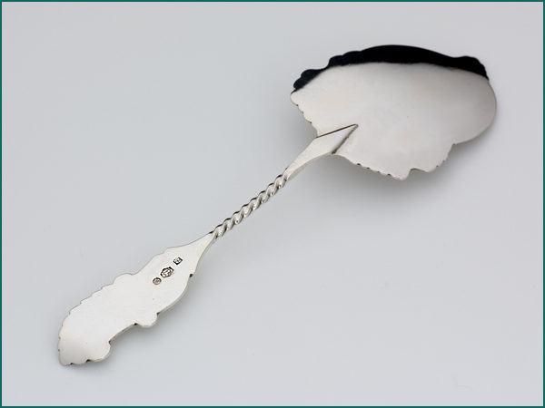 Zilveren petitfourschep met gravering uit 1898-6759