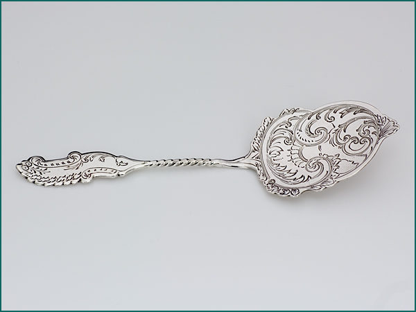 Zilveren petitfourschep met gravering uit 1898-6760