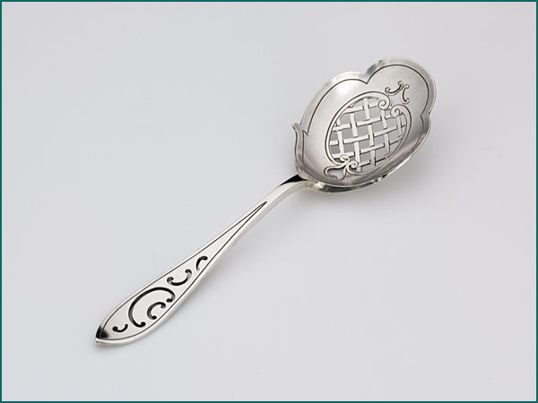 Zilveren natfruitschepje met gravering 1906-1924-0