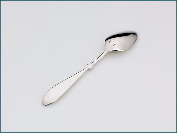 12 zilveren mokkalepeltjes gemaakt tussen 1925-1953-5518