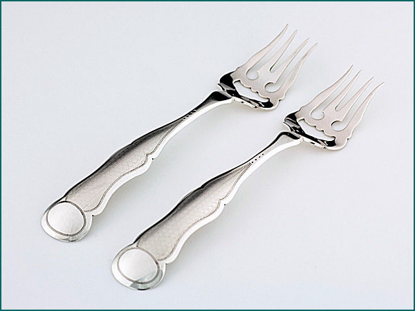 Een stel zilveren vleesvorken uit 1861-0