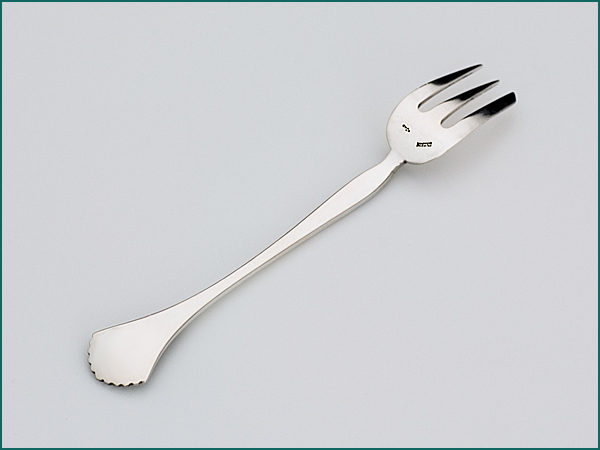 12 zilveren petitfourvorkjes in etui 1906-1924-9092