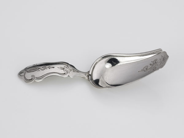 Zilveren theeschep met gravering 1849-1902-10576