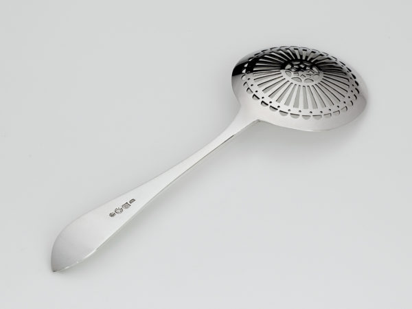 Zilveren natfruitschep uit 1911-10805