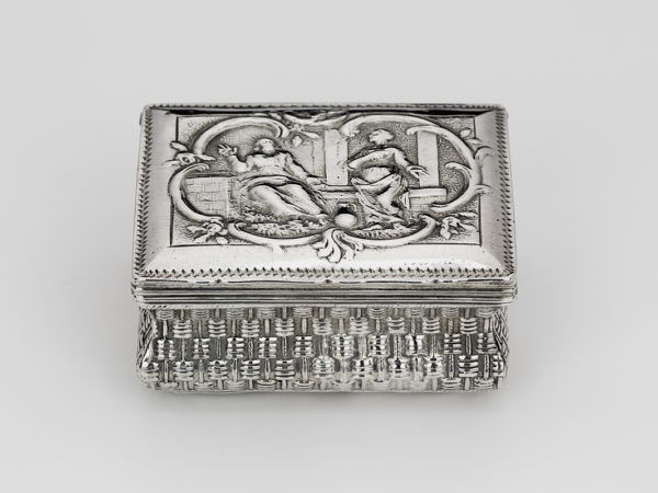 Zilveren snuifdoos uit 1803-0