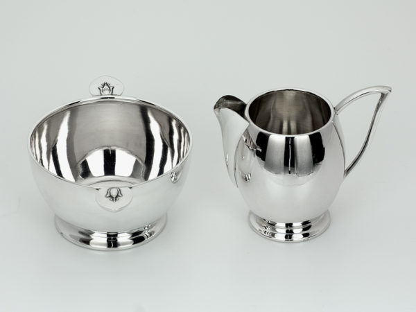 Zilveren roomstel op blad uit 1942-11593