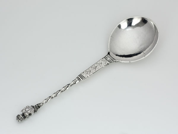 Fries zilveren gelegenheidslepel 1664-1680 (Dokkum)-0