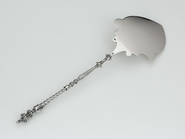 Zilveren petitfourschep met gravering 1858-1905-12476