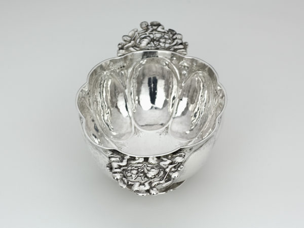 Zilveren brandewijnkom uit 1661 of 1685 (Zwolle)-12593