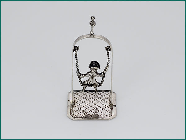 Zilveren miniatuur schommel uit 1735-12668