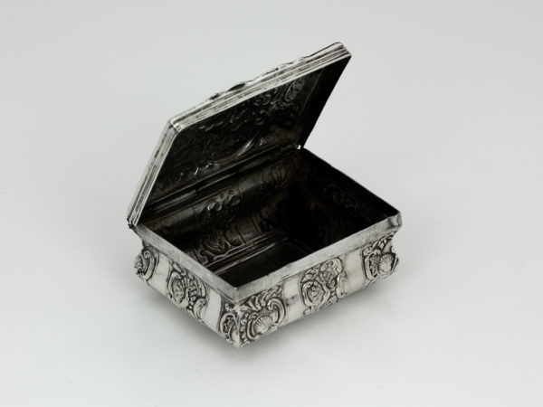 Zilveren snuifdoos uit 1793-12944