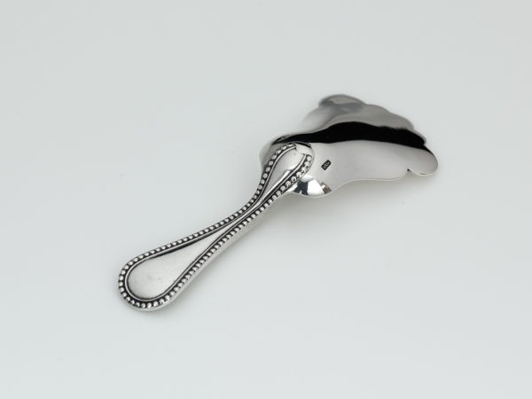 Zilveren theeschep met parelrand (dubbelzijdig) 1858-1905-12886