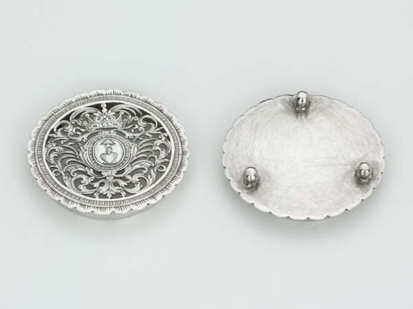 Zilveren muskusdoosje ca. 1700-13188