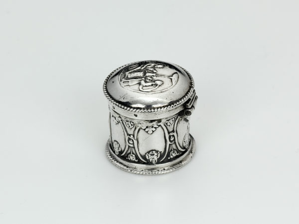 Zilveren loddereindoosje uit 1737-13689