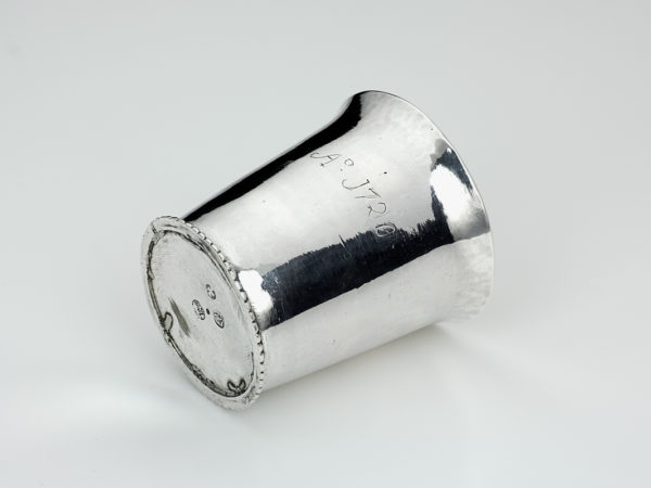 Zilveren (doop)beker uit 1720 (Zutphen)-13677