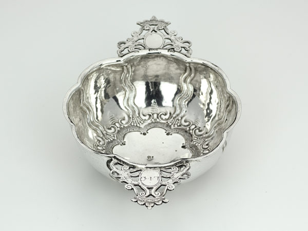 Zilveren brandenwijnkom uit 1655 (Rotterdam)-14311