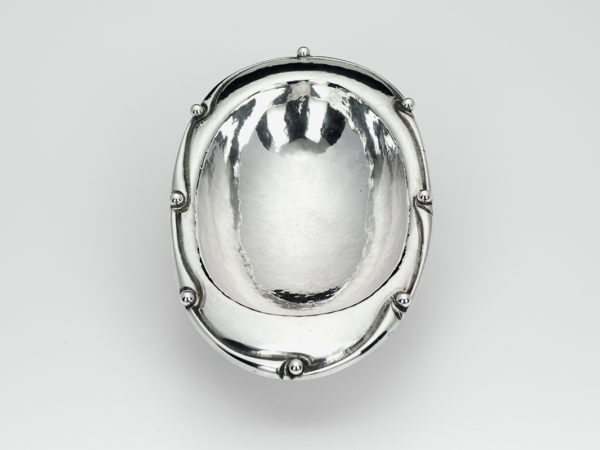 Zilveren bonbonschaal op bolpootjes-14637