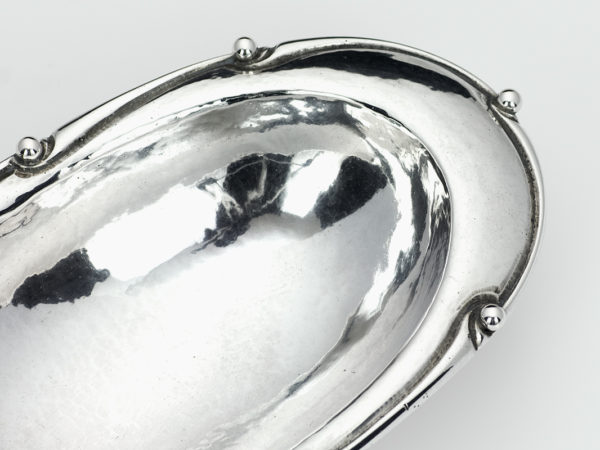 Zilveren bonbonschaal op bolpootjes-14638