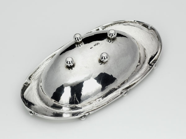 Zilveren bonbonschaal op bolpootjes-14639