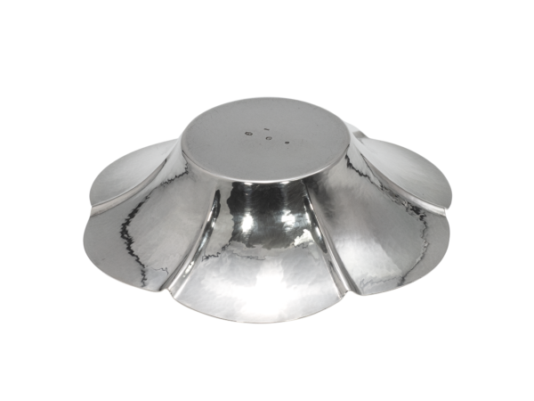 Zilveren gehamerd schaaltje uit 1938-15415